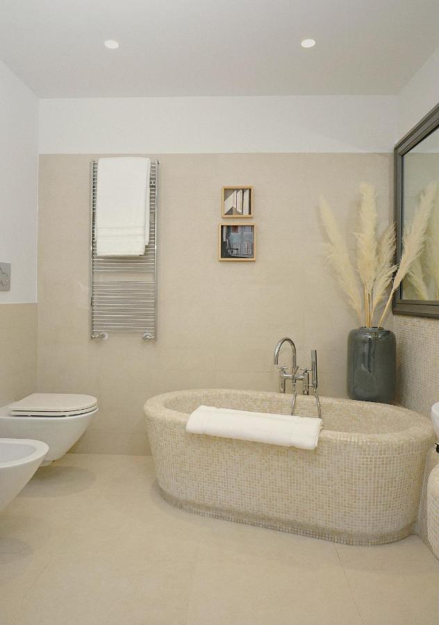 Trastevere - Colosseo Luxury House Roma Exterior foto